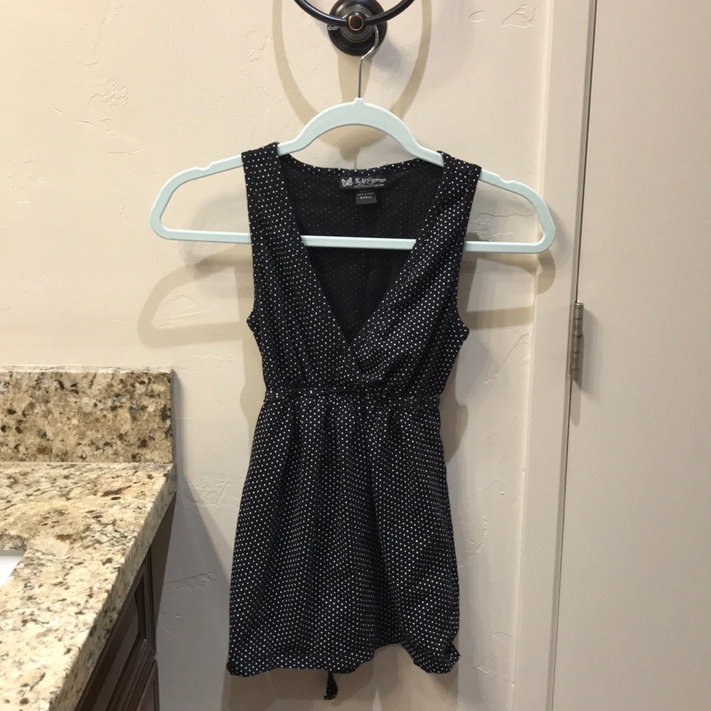 Black and white polkadotted dress/top